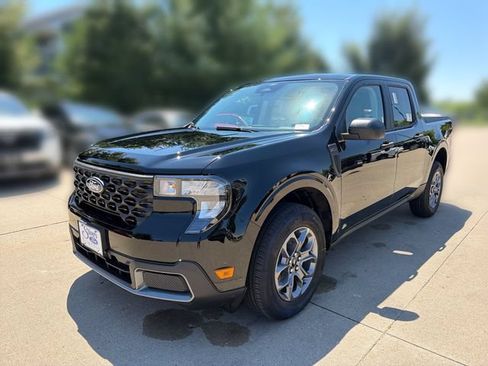 New 2026 Ford Maverick XLT w/ Equipment Group 301A AWD/4WD image 11
