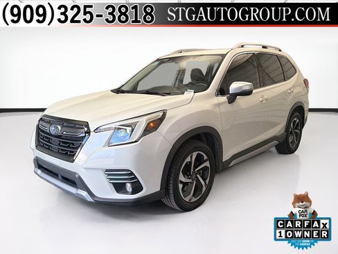 Used 2022 Subaru Forester Touring AWD/4WD image 1