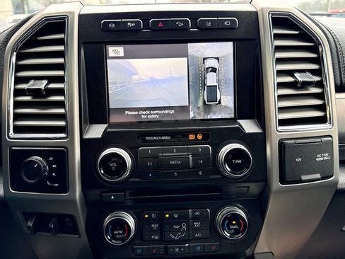 Used 2017 Ford F350 Platinum w/ Platinum Ultimate Package image 34