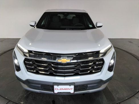 Used 2025 Chevrolet Equinox LT FWD image 3