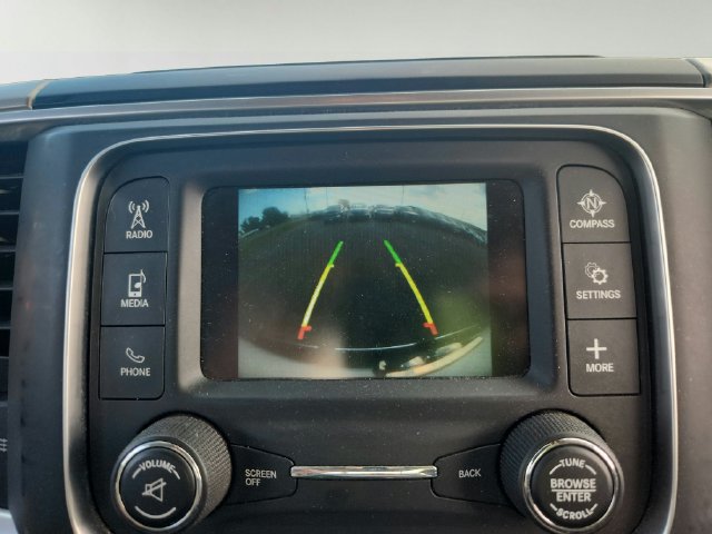 Used 2019 RAM 1500 Classic SLT AWD/4WD image 13