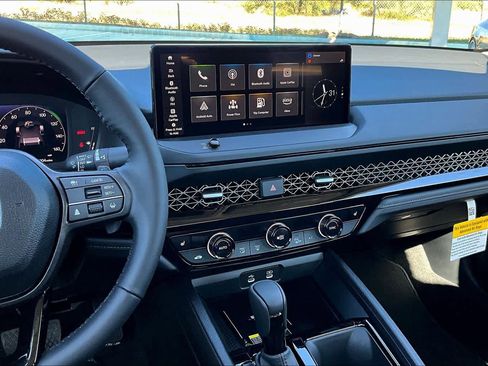 New 2025 Honda Accord EX-L image 6