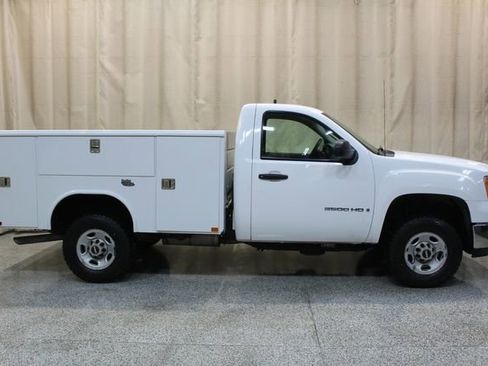 Used 2007 GMC Sierra 2500 W/T image 2