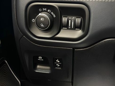 Used 2022 RAM 1500 Limited image 35