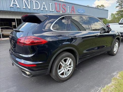 Used 2016 Porsche Cayenne AWD/4WD image 38