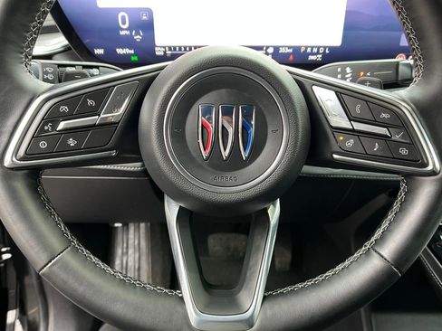 Used 2025 Buick Enclave Preferred image 14