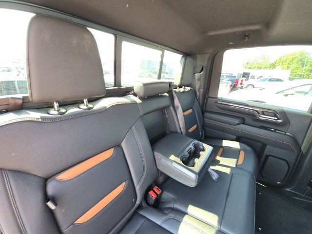 Used 2024 GMC Sierra 2500 AT4 w/ AT4 Premium Plus Package AWD/4WD image 16