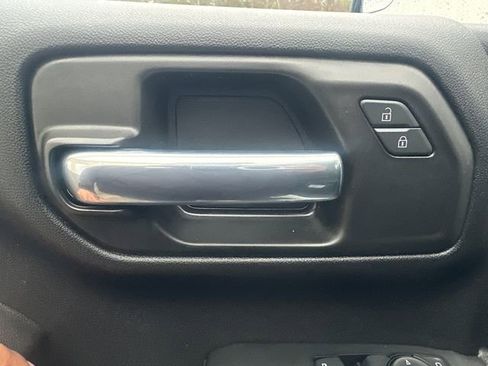 Used 2022 Chevrolet Silverado 1500 W/T w/ WT Value Package image 18