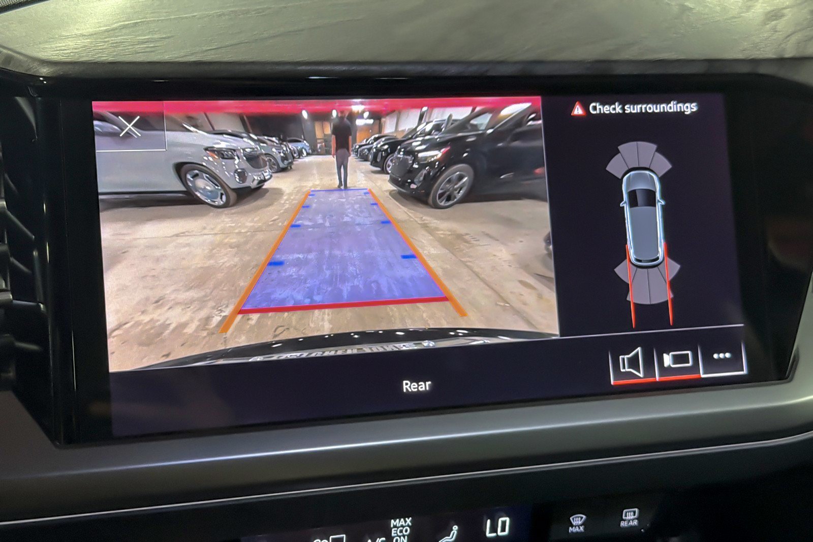Certified 2023 Audi Q4 e-tron Premium w/ Convenience Package AWD/4WD image 18