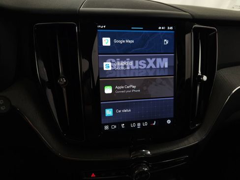 Certified 2025 Volvo XC60 B5 Plus AWD/4WD image 23