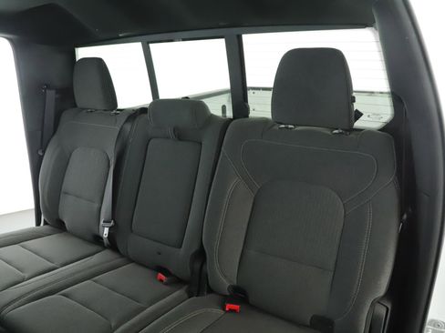 Used 2022 RAM 1500 Big Horn AWD/4WD image 5