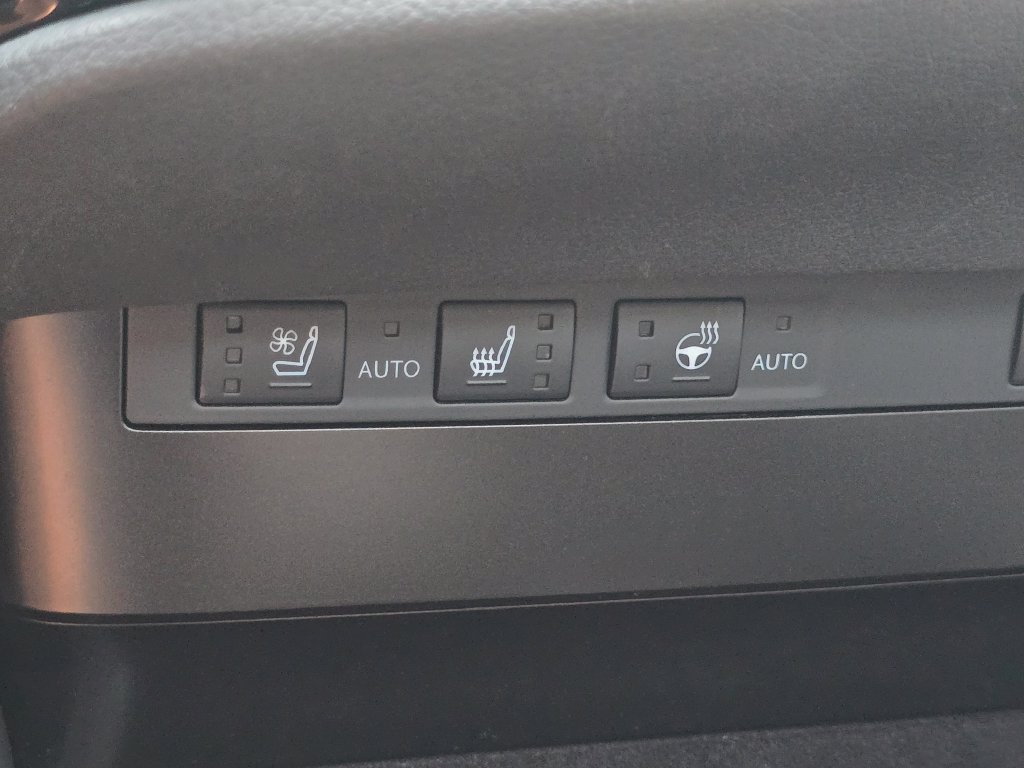 Used 2025 Lexus ES 350 w/ Premium Package FWD image 31