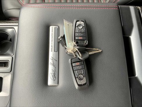 Used 2025 Ford F150 Lariat w/ Equipment Group 502A High image 16