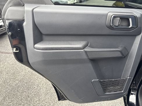 Used 2025 Ford Bronco Big Bend image 24