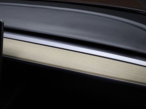 Used 2022 Tesla Model 3 Long Range image 52