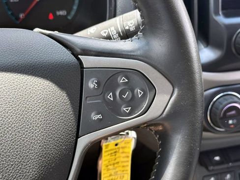 Used 2018 Chevrolet Colorado Z71 AWD/4WD image 24