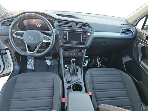 Used 2024 Volkswagen Tiguan S image 9