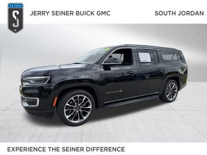 Used 2023 Jeep Wagoneer L Series II w/ Convenience Group I