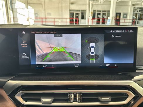 Used 2024 BMW 330i xDrive Sedan w/ Premium Package image 19