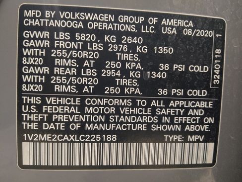 Used 2020 Volkswagen Atlas Cross Sport SEL image 33