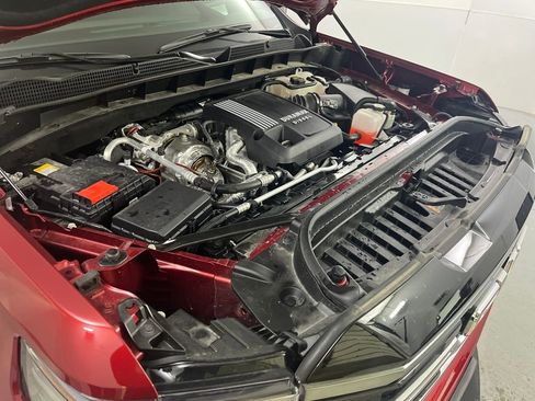 Used 2025 GMC Sierra 1500 AT4 w/ AT4 Premium Package image 11