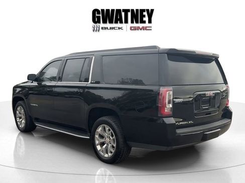 Used 2018 GMC Yukon XL SLT w/ Open Road Package image 4