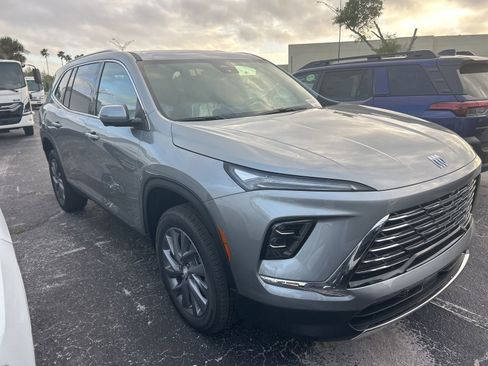 New 2026 Buick Enclave Preferred image 3