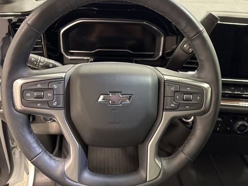 Used 2024 Chevrolet Silverado 1500 RST AWD/4WD image 25