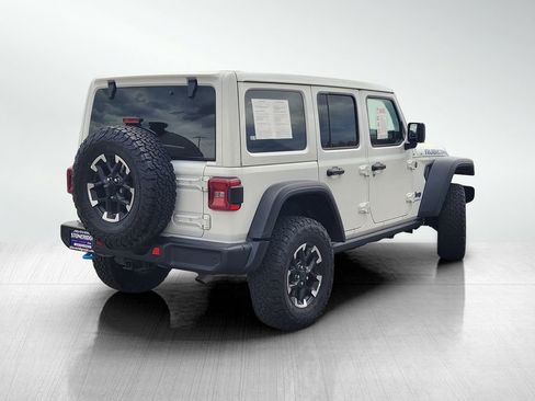 Used 2025 Jeep Wrangler Unlimited Rubicon 4xe w/ Safety Group AWD/4WD image 4