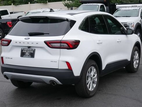 Used 2024 Ford Escape Active AWD/4WD image 11