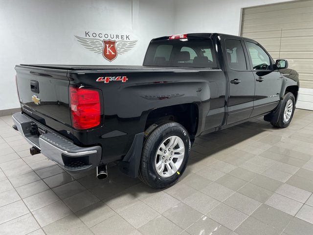 Used 2017 Chevrolet Silverado 1500 LT w/ All Star Edition AWD/4WD image 6