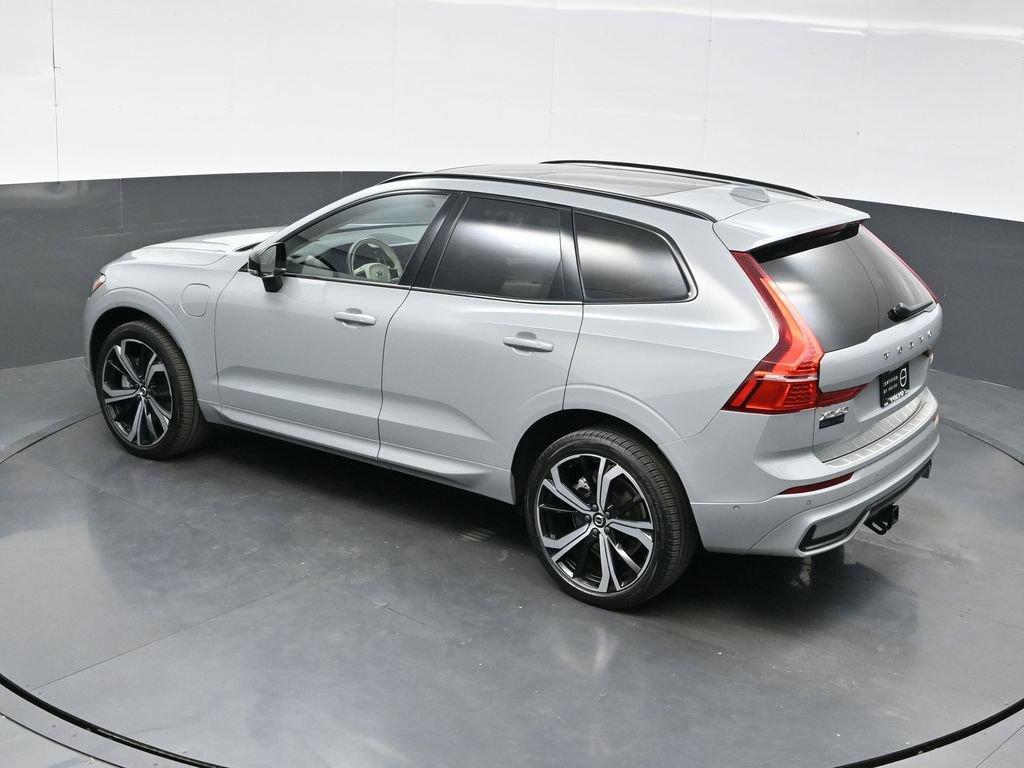 Used 2025 Volvo XC60 T8 Ultra w/ Protection Package Premier AWD/4WD image 39