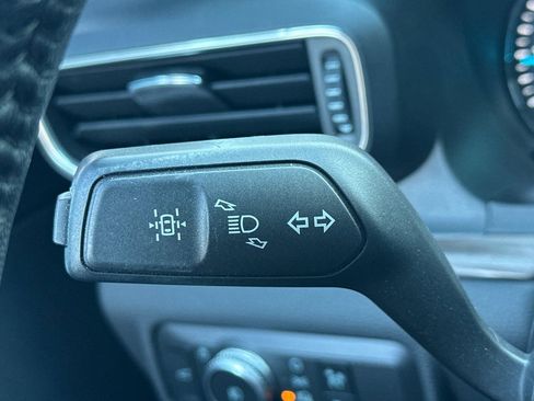 Used 2020 Ford Explorer Limited image 38