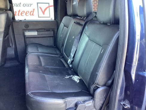 Used 2013 Ford F250 Lariat w/ Lariat Interior Pkg image 10