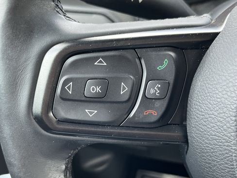 Used 2018 Jeep Wrangler Unlimited Sport S AWD/4WD image 23