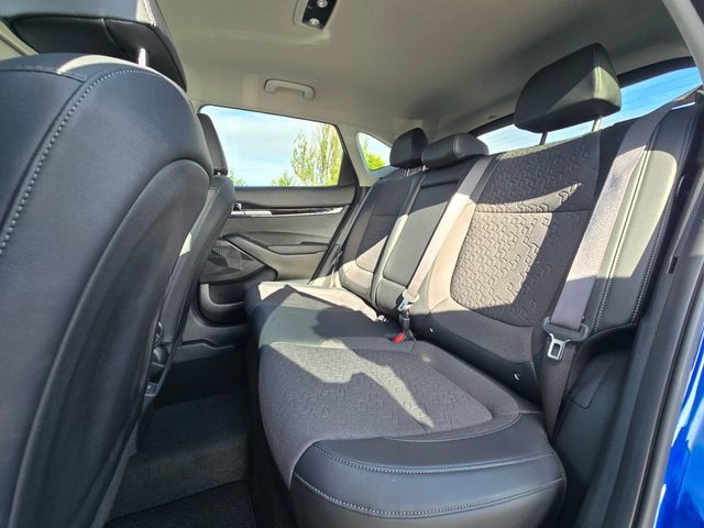 Certified 2025 Kia Seltos S AWD/4WD image 18