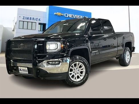 Used 2017 GMC Sierra 1500 SLE image 3