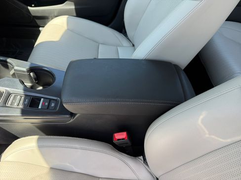 Used 2024 Honda Civic Touring image 14