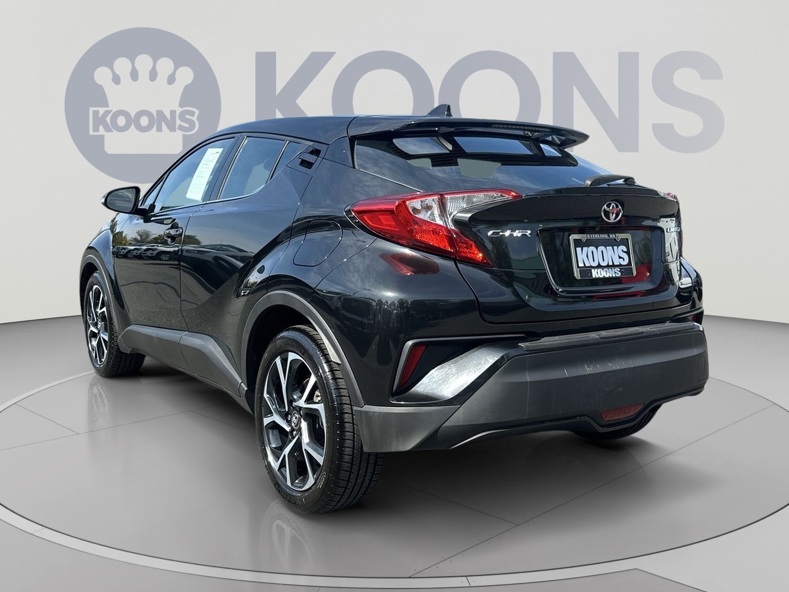 Used 2019 Toyota C-HR Limited FWD image 8