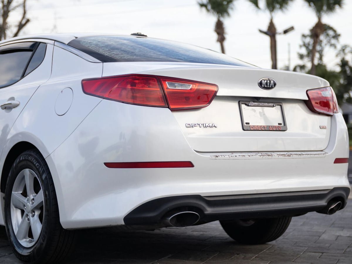 Used 2015 Kia Optima LX FWD image 10