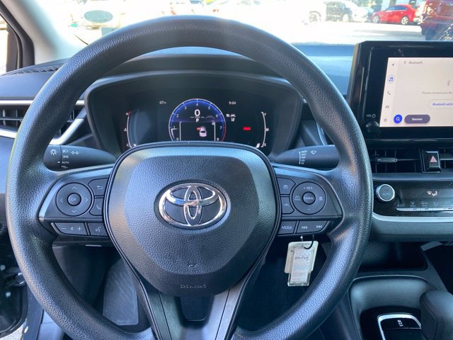 Used 2026 Toyota Corolla LE FWD image 17