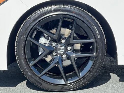 Certified 2025 Honda Civic Sport image 24