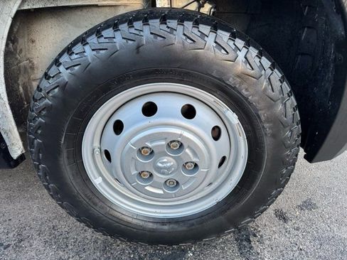 Used 2021 RAM ProMaster 2500 w/ Interior LED Lighting Group image 29