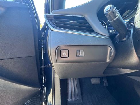 Used 2023 Buick Enclave Essence w/ Experience Buick Package FWD image 24