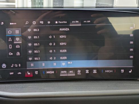 Certified 2025 Audi Q5 Premium Plus w/ Premium Plus image 17