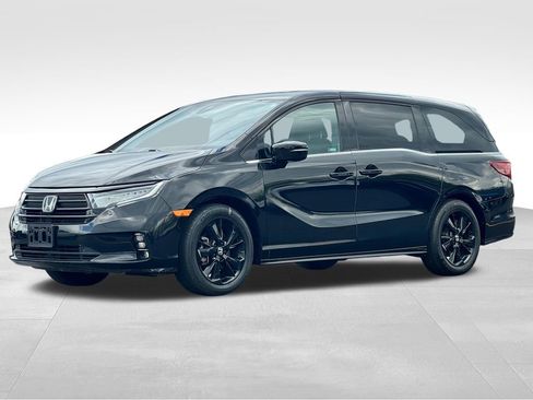 Used 2023 Honda Odyssey Sport image 3