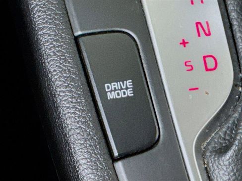 Used 2023 Kia Forte LXS w/ LXS Technology Package FWD image 12