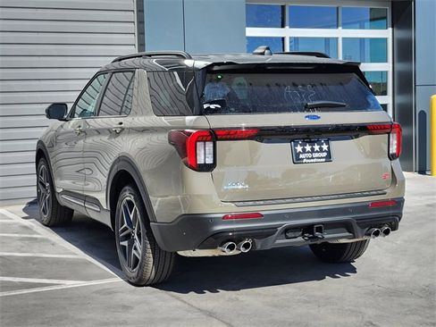 New 2026 Ford Explorer ST image 3