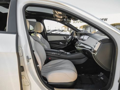Used 2016 Mercedes-Benz S 550 Sedan image 43
