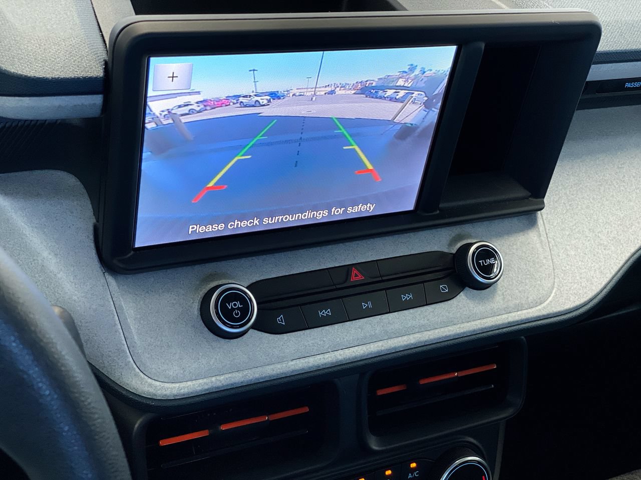 Used 2023 Ford Maverick XLT FWD image 25